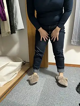 Snapshot of shimera-nohime25 chatting on November 18, 2025, 11:13 am shimera-nohime25 online show from November 18, 2025, 11:13 am