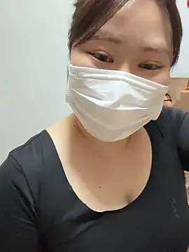 Snapshot of shimera-nohime25 chatting on November 27, 2025, 10:05 am shimera-nohime25 online show from November 27, 2025, 10:05 am