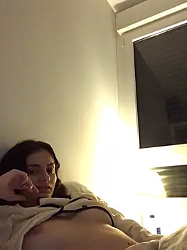 Snapshot of prettylittlefooxy chatting on November 12, 2025, 11:41 pm prettylittlefooxy online show from November 12, 2025, 11:41 pm