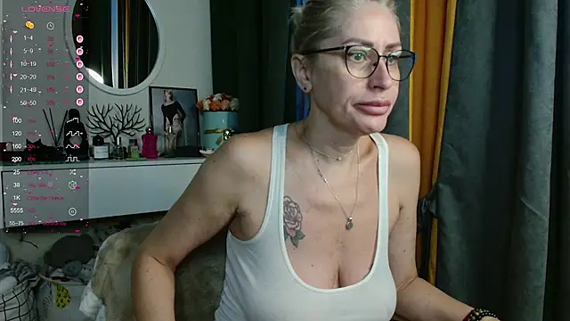 Snapshot of PamellaMurphy chatting on July 20, 2026, 11:29 pm PamellaMurphy online show from July 20, 2026, 11:29 pm