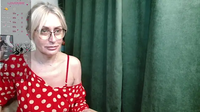 PamellaMurphy online show from May 3, 2026, 11:52 pm