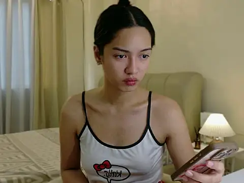 Snapshot of Blaire_Samantha chatting on February 23, 2026, 6:25 am Blaire Samantha online show from February 23, 2026, 6:25 am