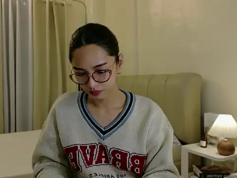 Snapshot of Blaire_Samantha chatting on March 3, 2026, 5:31 pm Blaire Samantha online show from March 3, 2026, 5:31 pm