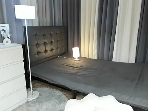 Snapshot of Blaire_Samantha chatting on October 19, 2025, 7:22 am Blaire Samantha online show from October 19, 2025, 7:22 am