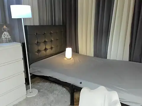 Snapshot of Blaire_Samantha chatting on November 27, 2025, 7:53 am Blaire Samantha online show from November 27, 2025, 7:53 am