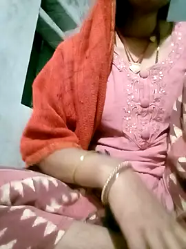 Hot-yuo84 online show from October 20, 2025, 5:24 pm