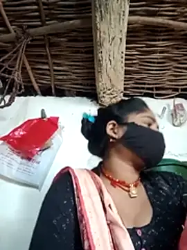 sonaya9y online show from November 10, 2025, 6:51 am