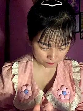 Snapshot of Star-sweet chatting on November 15, 2025, 6:50 am Star-sweet online show from November 15, 2025, 6:50 am