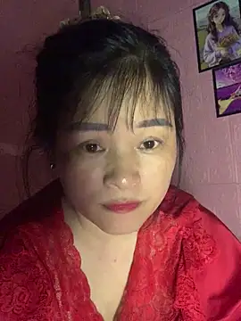 Snapshot of Star-sweet chatting on October 28, 2025, 2:49 pm Star-sweet online show from October 28, 2025, 2:49 pm