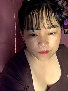 Snapshot of Star-sweet chatting on November 12, 2025, 6:39 am Star-sweet online show from November 12, 2025, 6:39 am