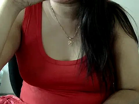 Mon-Luv online show from December 17, 2025, 8:08 am