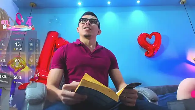 Snapshot of Eross_Santy chatting on February 14, 2026, 5:46 pm Eross Santy online show from February 14, 2026, 5:46 pm