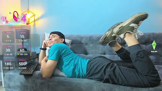 Eross Santy online show from October 19, 2025, 12:30 pm