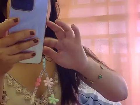 Snapshot of Lovelyclaya chatting on November 20, 2025, 12:22 am Lovelyclaya online show from November 20, 2025, 12:22 am