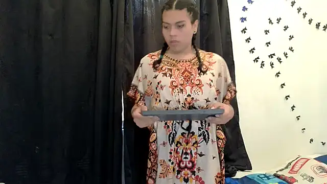 Snapshot of Ariana_rodriguez_0 chatting on November 23, 2025, 12:48 pm Ariana rodriguez 0 online show from November 23, 2025, 12:48 pm