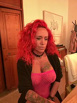 Snapshot of Hotmilfhamburg1 chatting on November 15, 2025, 5:33 am Hotmilfhamburg1 online show from November 15, 2025, 5:33 am