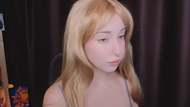 Snapshot of YukiMisa chatting on October 14, 2025, 3:34 pm YukiMisa online show from October 14, 2025, 3:34 pm