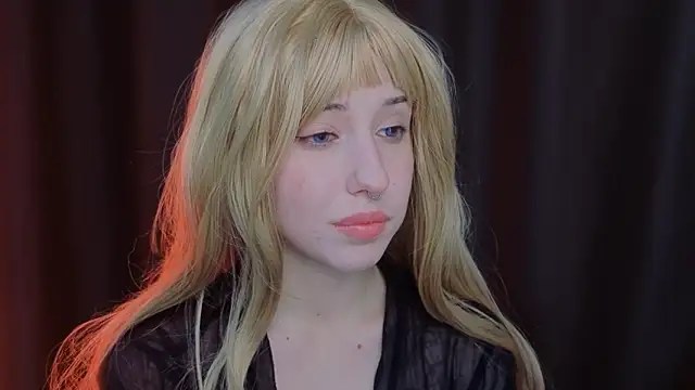 Snapshot of YukiMisa chatting on November 21, 2025, 3:11 pm YukiMisa online show from November 21, 2025, 3:11 pm