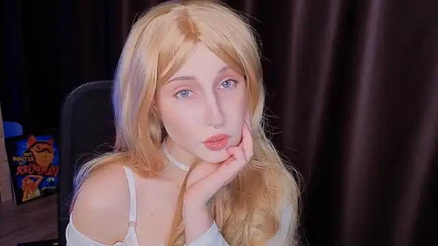 Snapshot of YukiMisa chatting on October 24, 2025, 4:50 pm YukiMisa online show from October 24, 2025, 4:50 pm