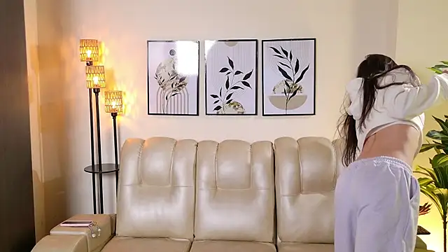 Snapshot of Violeta_Foxz chatting on November 12, 2025, 7:29 pm Violeta Foxz online show from November 12, 2025, 7:29 pm