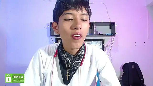 MAXIMILIANO  HOT online show from September 26, 2025, 5:42 pm