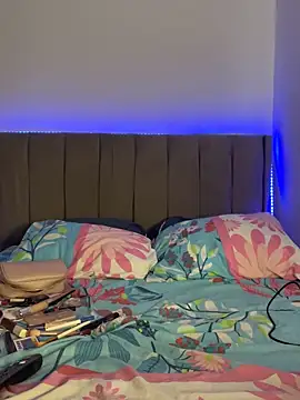 AYTANA CORBERO online show from October 17, 2025, 7:59 pm