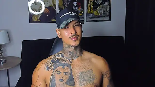 jiro kenji1 online show from February 3, 2026, 2:53 am