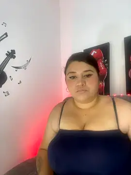 Snapshot of SafiroFer chatting on October 7, 2025, 9:05 pm SafiroFer online show from October 7, 2025, 9:05 pm