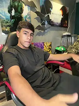 Snapshot of CHR58_ chatting on October 26, 2025, 5:24 pm CHR58 online show from October 26, 2025, 5:24 pm