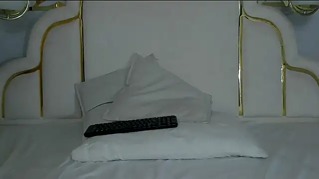 Snapshot of midnightlust_vc chatting on November 20, 2025, 2:23 am midnightlust vc online show from November 20, 2025, 2:23 am