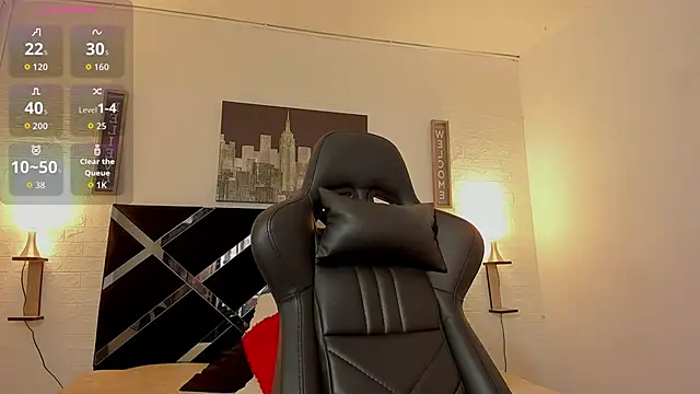 iamCharlotte19 online show from October 21, 2025, 7:13 pm