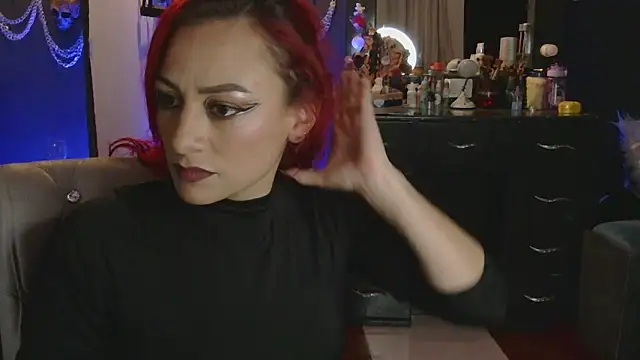 Snapshot of MeganBrown4 chatting on March 18, 2026, 2:04 am MeganBrown4 online show from March 18, 2026, 2:04 am