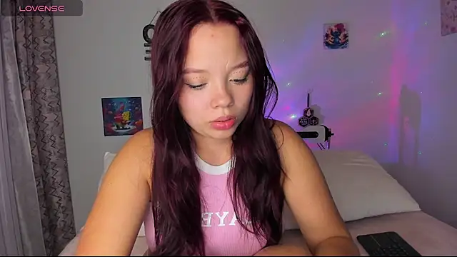 Natalia  Miller online show from November 25, 2025, 10:21 pm