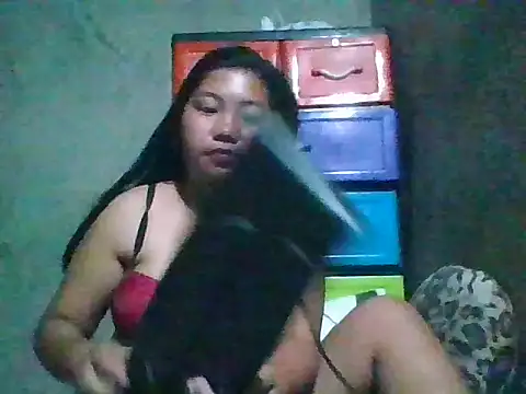 Snapshot of nikki_zapphire chatting on April 14, 2026, 12:43 pm nikki zapphire online show from April 14, 2026, 12:43 pm