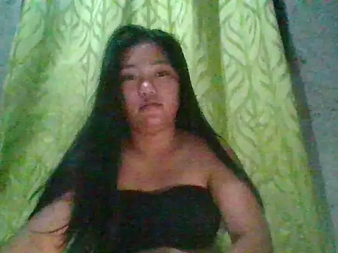 Snapshot of nikki_zapphire chatting on April 20, 2026, 8:21 pm nikki zapphire online show from April 20, 2026, 8:21 pm
