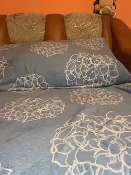 vicuska235 online show from February 9, 2026, 9:02 pm