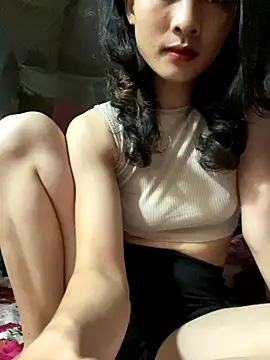 Snapshot of Kieu_xxx chatting on October 16, 2025, 1:03 am Kieu xxx online show from October 16, 2025, 1:03 am