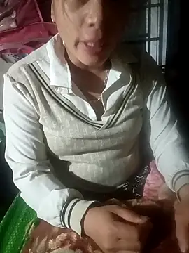 Phuong xxx online show from March 13, 2026, 6:57 pm