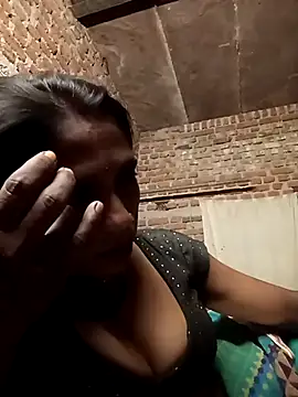 Snapshot of Xx_pooja chatting on October 16, 2025, 3:31 pm Xx pooja online show from October 16, 2025, 3:31 pm