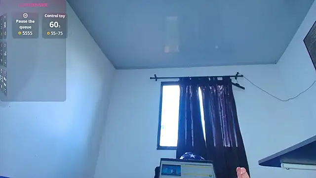 Snapshot of littlemodel chatting on September 10, 2025, 3:22 pm littlemodel online show from September 10, 2025, 3:22 pm