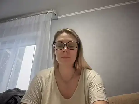 NikexPretty online show from November 27, 2025, 8:15 am