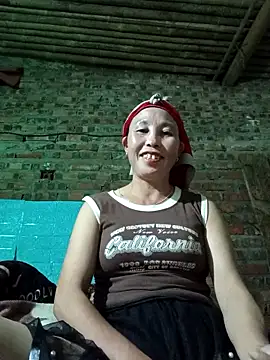 me-cute online show from October 13, 2025, 1:02 pm