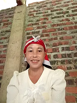 me-cute online show from October 7, 2025, 3:40 am