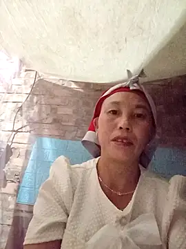 me-cute online show from October 15, 2025, 9:01 pm