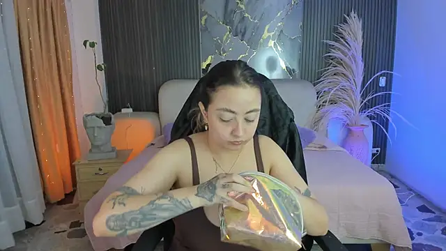 Snapshot of SarahCastro1_ chatting on July 14, 2026, 3:55 am SarahCastro1 online show from July 14, 2026, 3:55 am