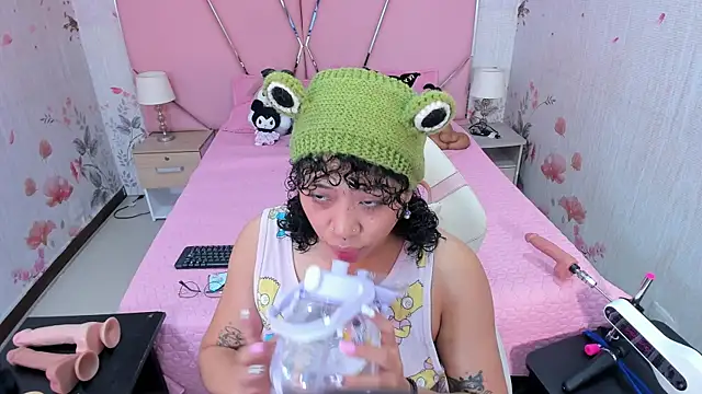 SafiroAgataaa online show from October 15, 2025, 7:33 pm