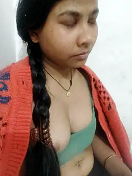 Snapshot of Vaani_Cutie chatting on February 12, 2026, 5:13 pm Vaani Cutie online show from February 12, 2026, 5:13 pm