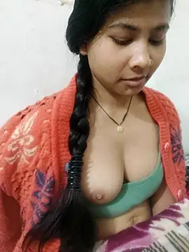 Snapshot of Vaani_Cutie chatting on February 14, 2026, 2:06 pm Vaani Cutie online show from February 14, 2026, 2:06 pm