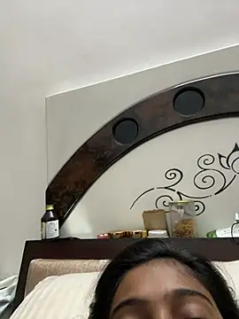 Snapshot of HeerStd chatting on March 5, 2026, 4:20 am HeerStd online show from March 5, 2026, 4:20 am