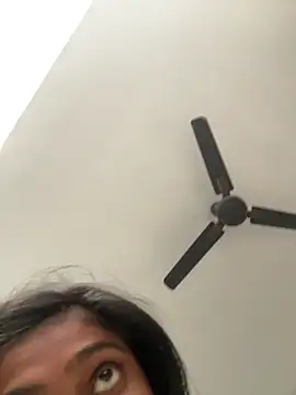 Snapshot of HeerStd chatting on March 4, 2026, 3:25 am HeerStd online show from March 4, 2026, 3:25 am